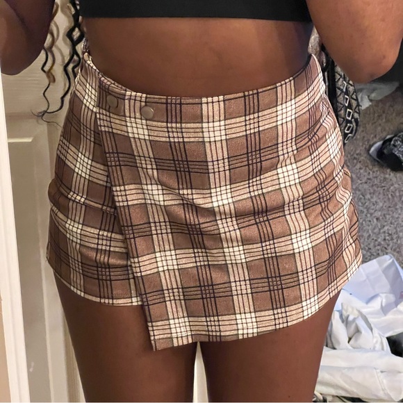 Brown Plaid Mini Skort - Picture 3 of 4